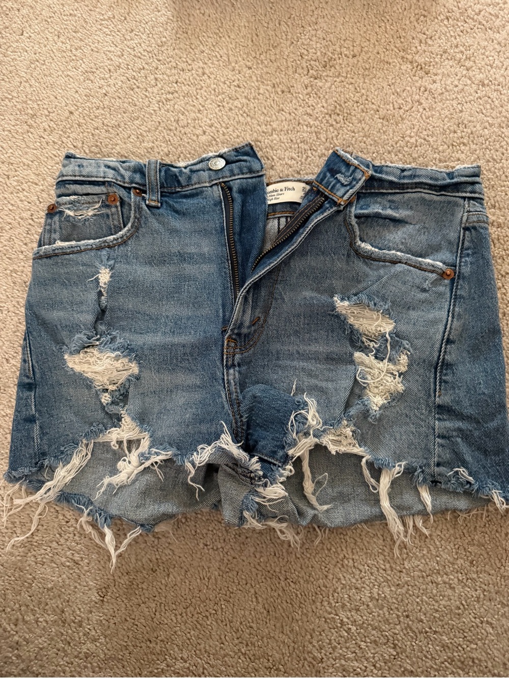 Abercrombie mom shorts size 27
